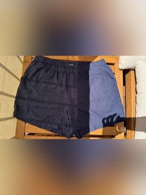 Reitmans Dark Navy Elastic Waist Shorts